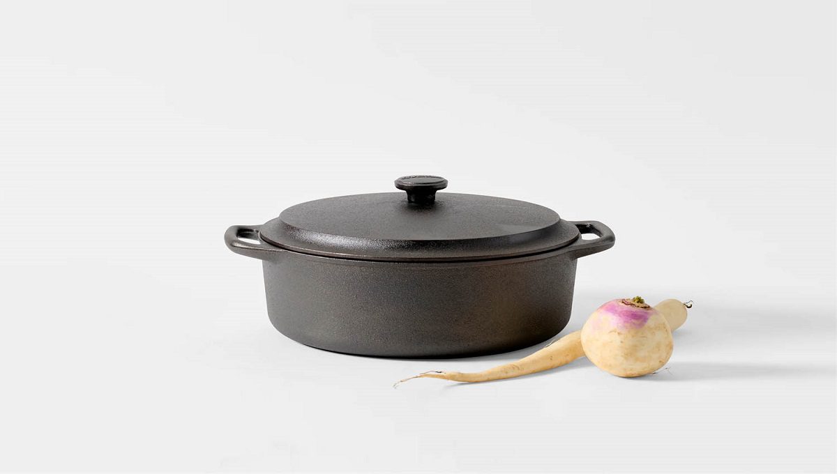 Cast Iron Pots and Pans — Easy Guide for Every Home
